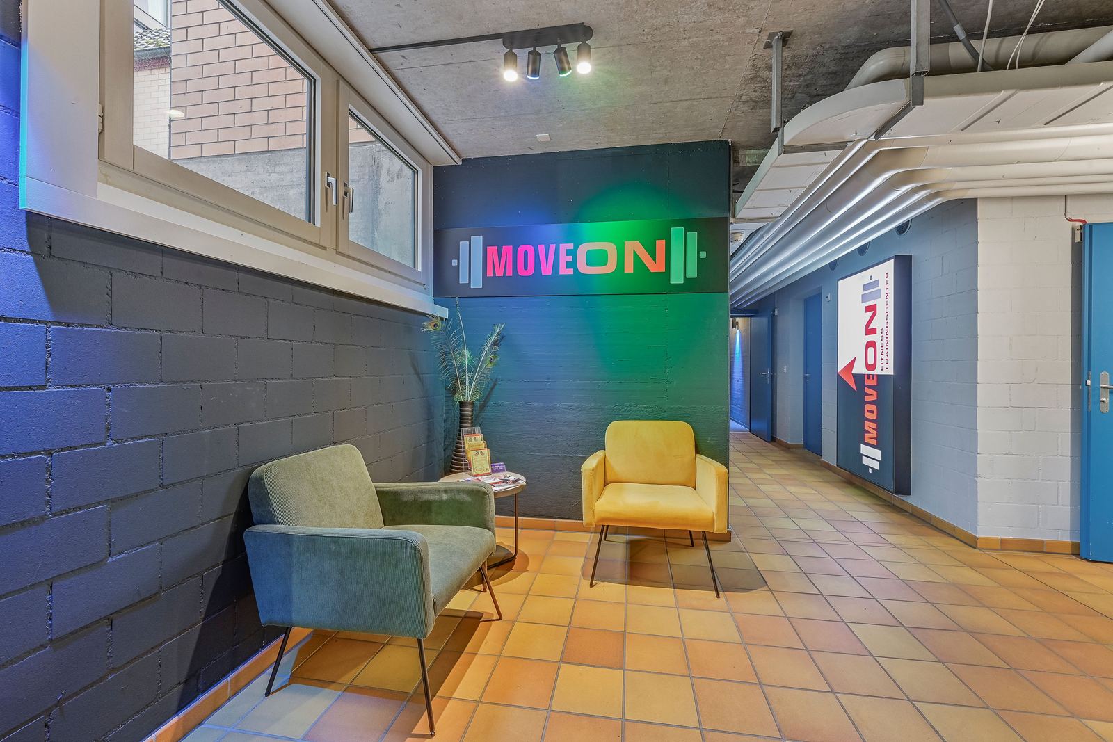 Lounge und Eingangsbereich im MOVEON